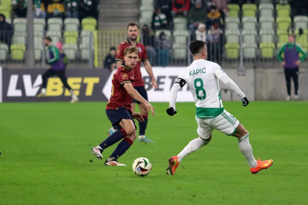 Tajemniczy syndrom. Na wyjazdach Lech przestaje być Lechem