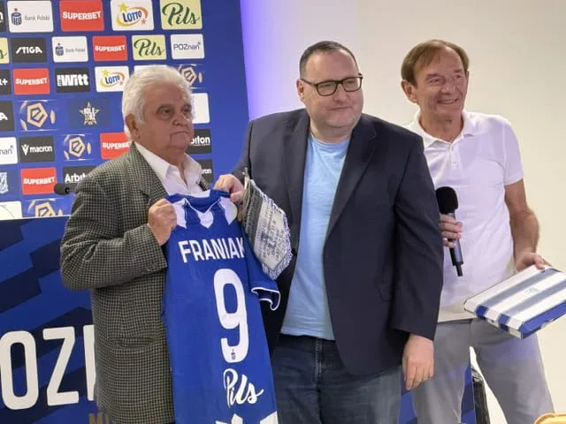 Legendarni wychowankowie spotkali się z kibicami Kolejorza 1 Legendarni wychowankowie spotkali się z kibicami Kolejorza